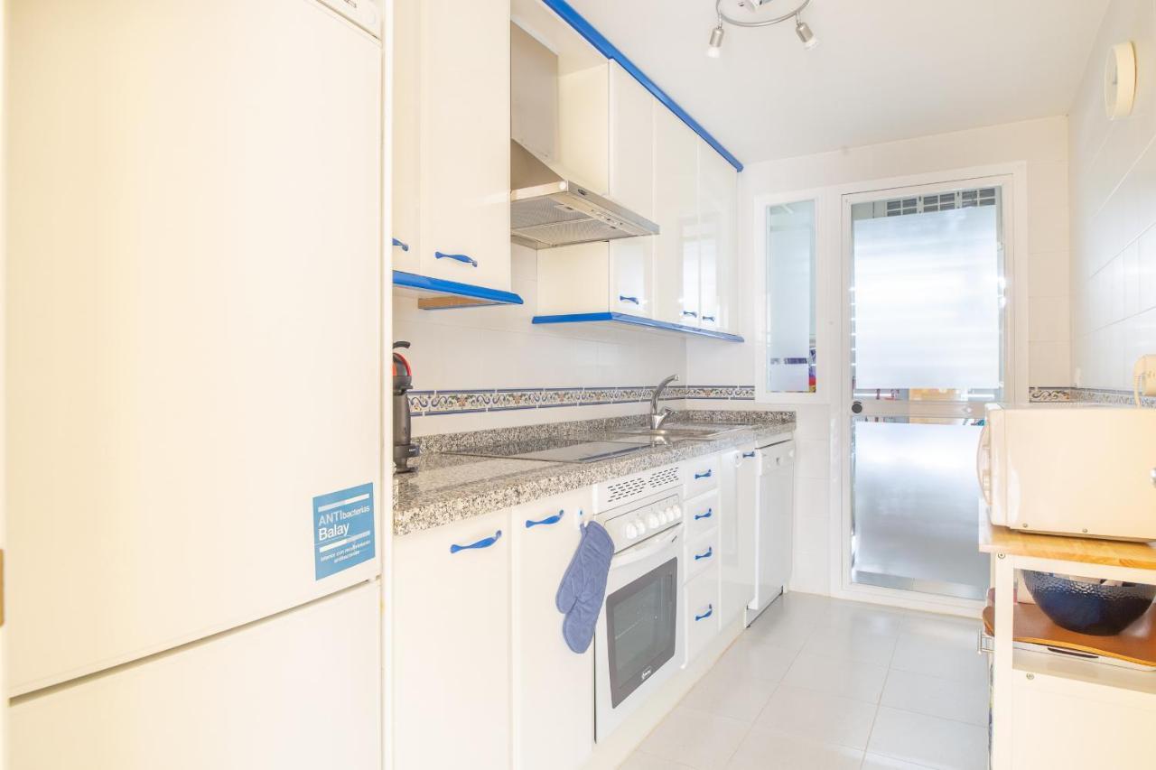 2261-Superb Apt On The Beach, On Duquesa Harbour Manilva Zewnętrze zdjęcie