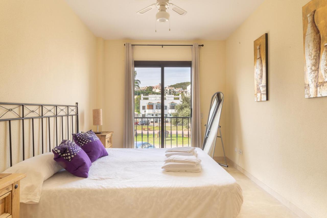 2261-Superb Apt On The Beach, On Duquesa Harbour Manilva Zewnętrze zdjęcie