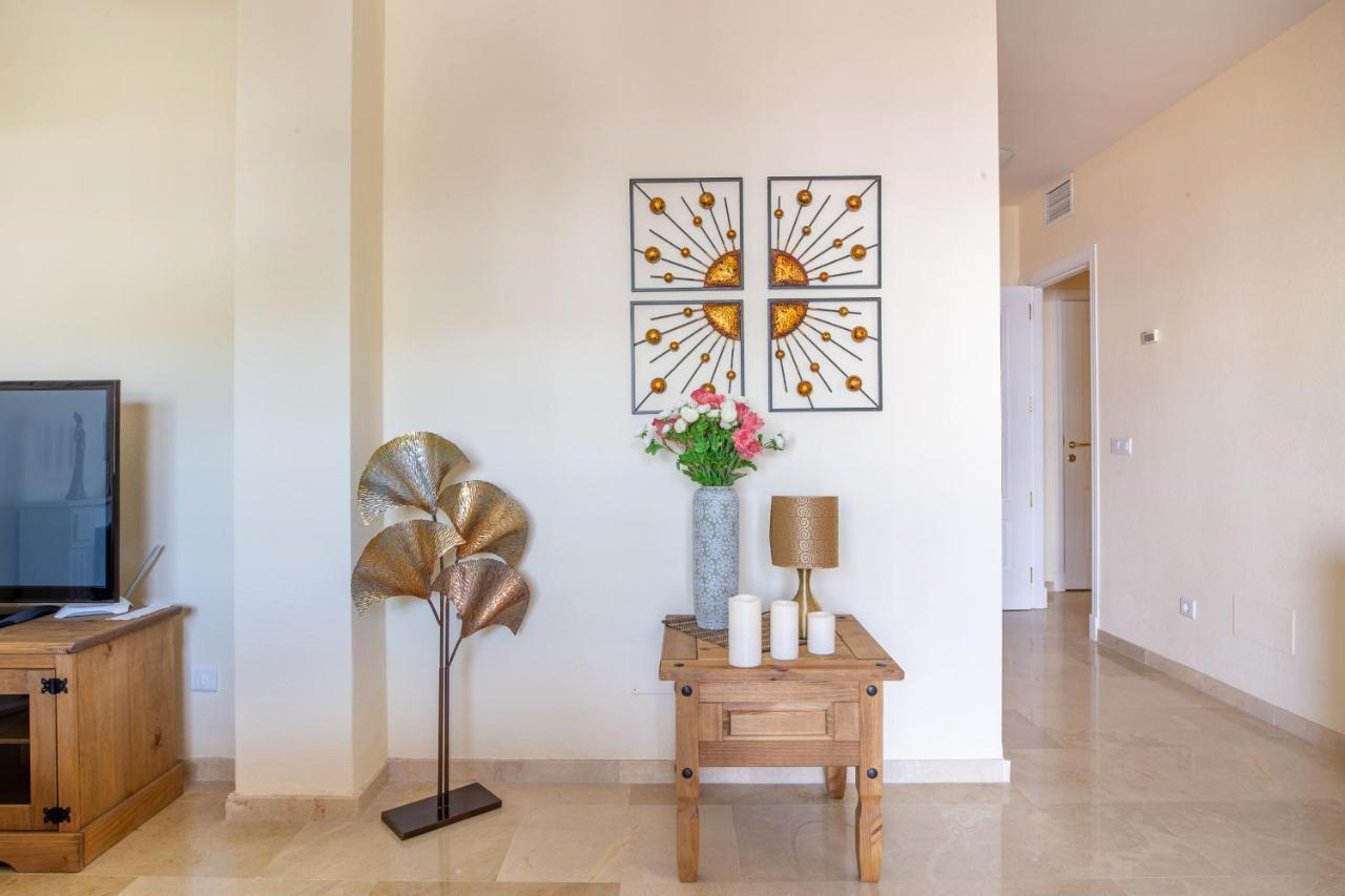 2261-Superb Apt On The Beach, On Duquesa Harbour Manilva Zewnętrze zdjęcie
