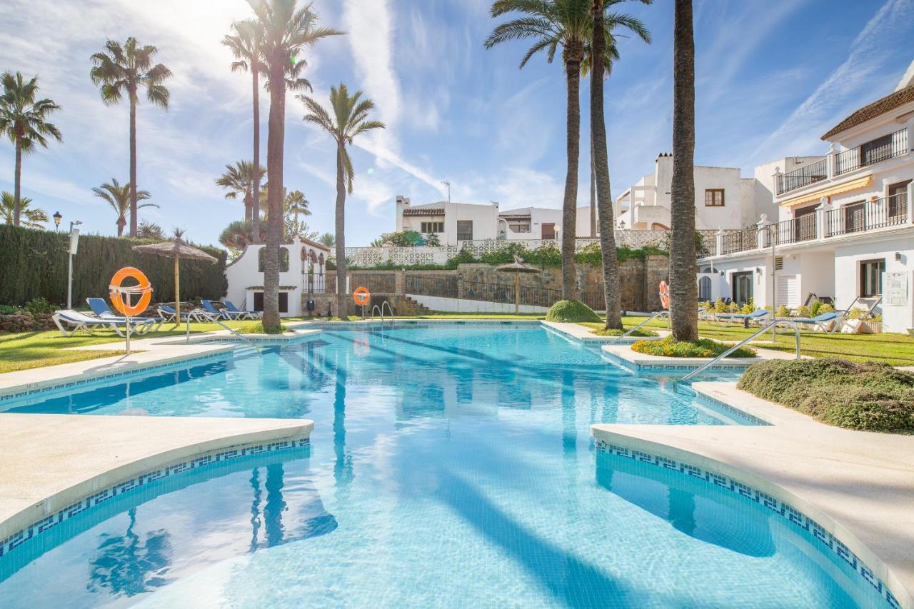 2261-Superb Apt On The Beach, On Duquesa Harbour Manilva Zewnętrze zdjęcie