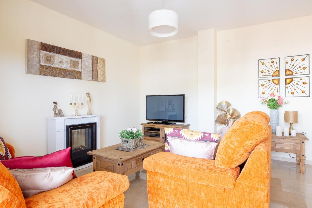 2261-Superb Apt On The Beach, On Duquesa Harbour Manilva Zewnętrze zdjęcie