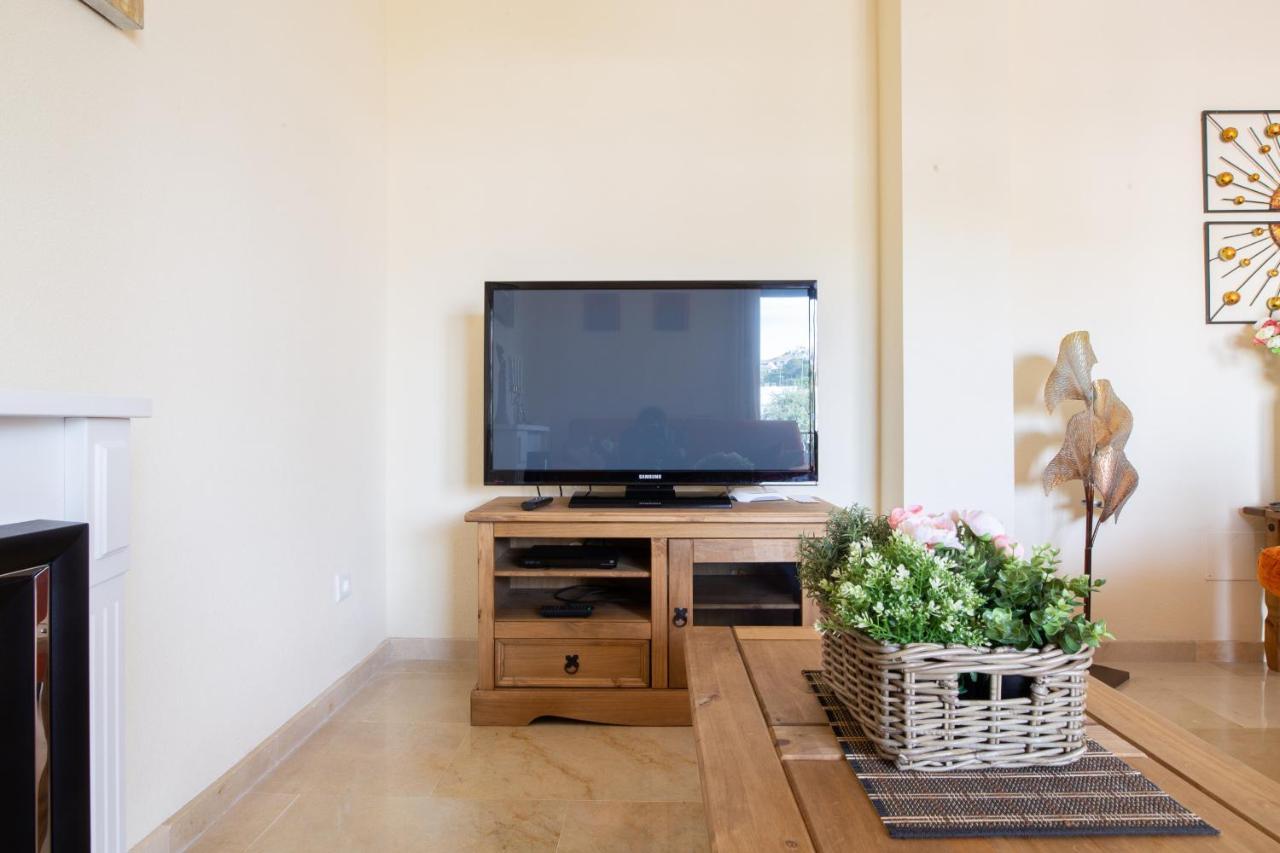 2261-Superb Apt On The Beach, On Duquesa Harbour Manilva Zewnętrze zdjęcie