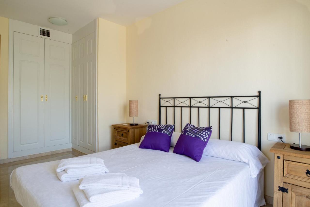 2261-Superb Apt On The Beach, On Duquesa Harbour Manilva Zewnętrze zdjęcie