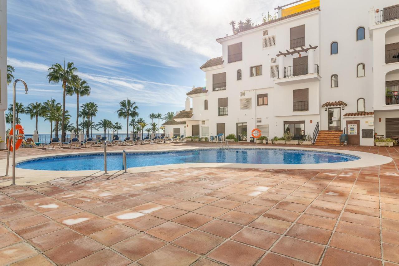 2261-Superb Apt On The Beach, On Duquesa Harbour Manilva Zewnętrze zdjęcie